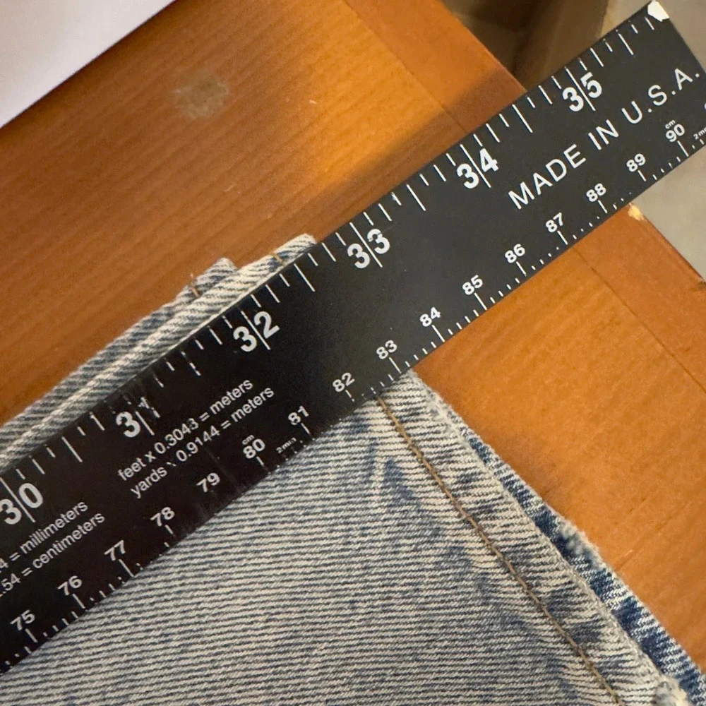 Levi's Premium 501 Original Jeans Mens‎ 34x32 Light Wash Distressed Baggy Denim